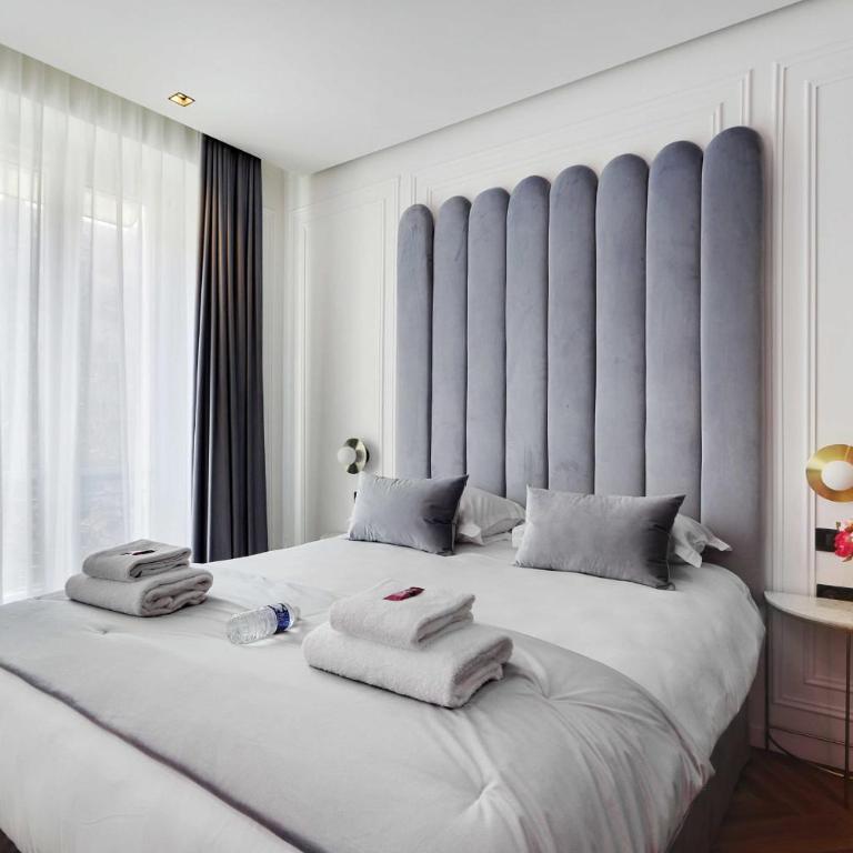 Charming private room - 2P - Les halles - Chambre Double - 4