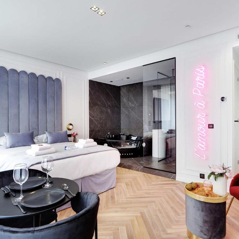 Charming private room - 2P - Les halles - Chambre Double - 1