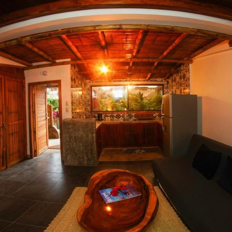 Tres Palmas - Studio with Pool View - 36