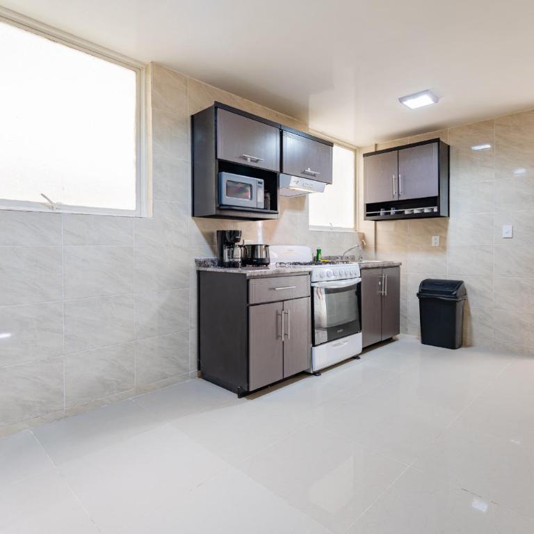 Hipódromo Condesa Apartments by VH - Four-Bedroom Apartment with Balcony - 17
