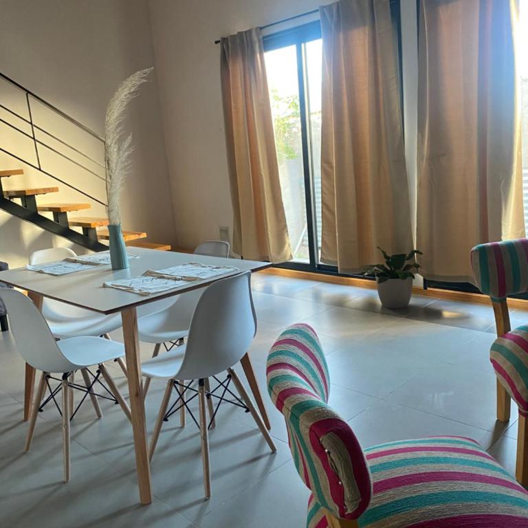 Duplex en zona residencial Patagones - Apartamento Dúplex - 1