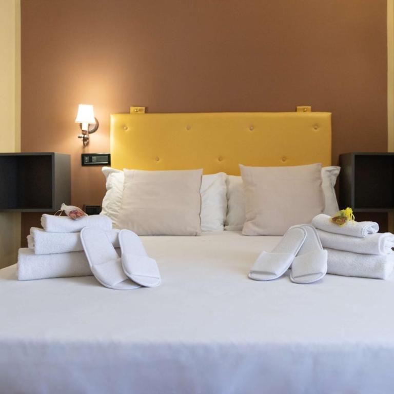 Hotel Suite Ares - Camera Queen Standard - Non Fumatori - 2