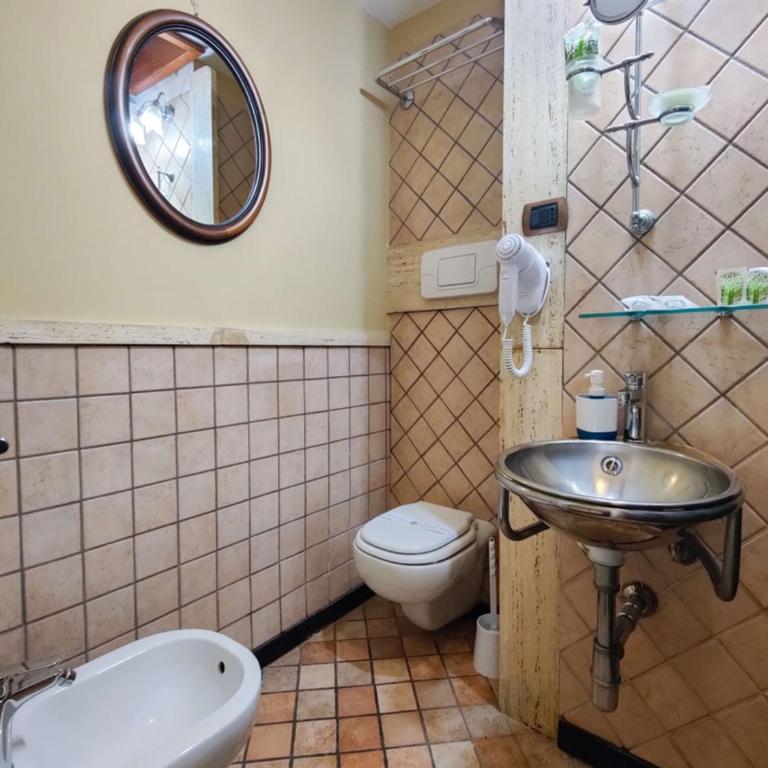 Hotel Suite Ares - Camera Singola con Letto Queen-Size - Non Fumatori - 4