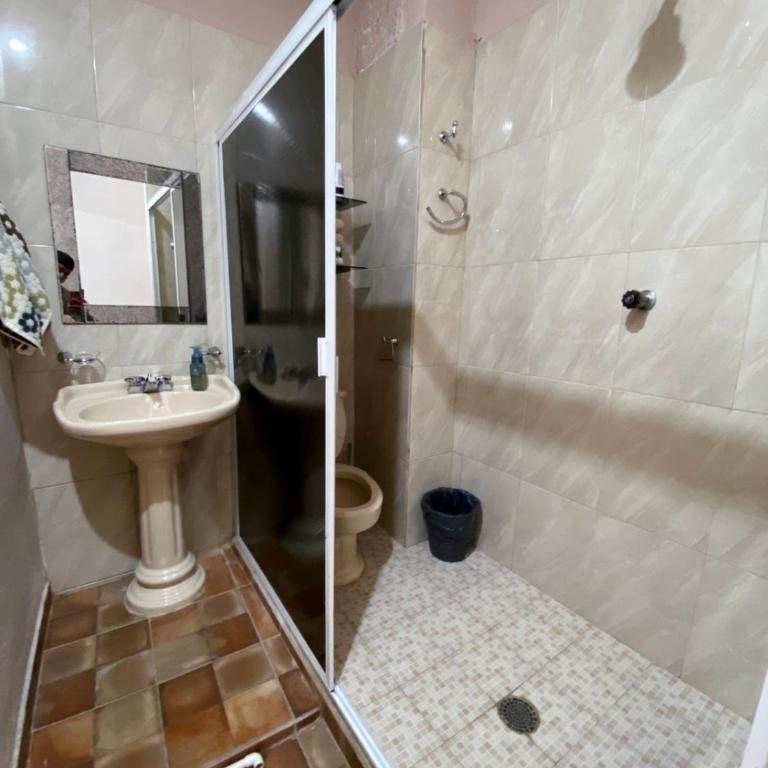 Malecon Departamento - Brisas del Pacifico - Vuelta Playas - Three-Bedroom Apartment - 8
