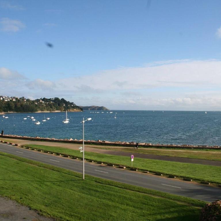 Appartement rénové 3* avec vue mer, à 50m plage, Perros-Guirec - FR-1-368-208 - Apartment (2 Erwachsene) - 5