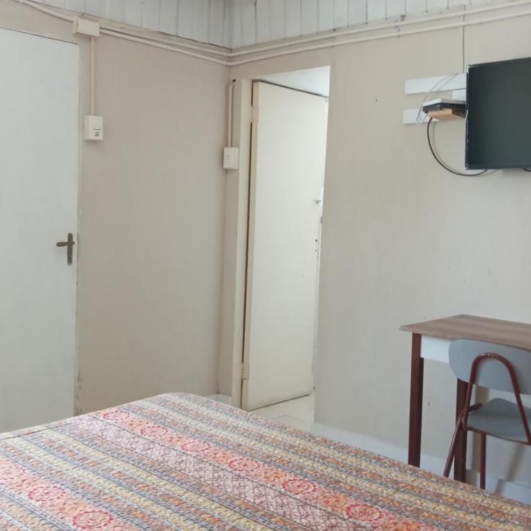 Hostal Amunategui- Sucursal Aguirre - Queen Room - 9