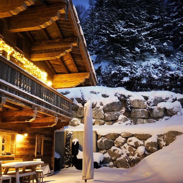 ChaletWK - Luxury old wood mountain chalet in a sunny secluded location with gym, sauna & whirlpool - Villa Deluxe - 8