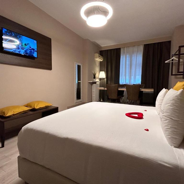 B&B Baciami Ancora - Luxury Triple Room - 1