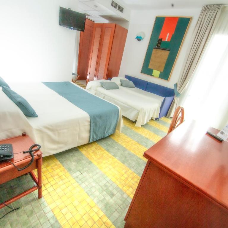 Hotel Della Baia - Camera Quadrupla - 4