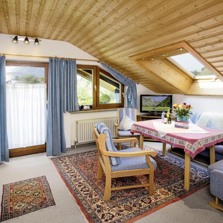Ferienwohnung Baldauf - Apartment mit Blick auf die Berge - 1
