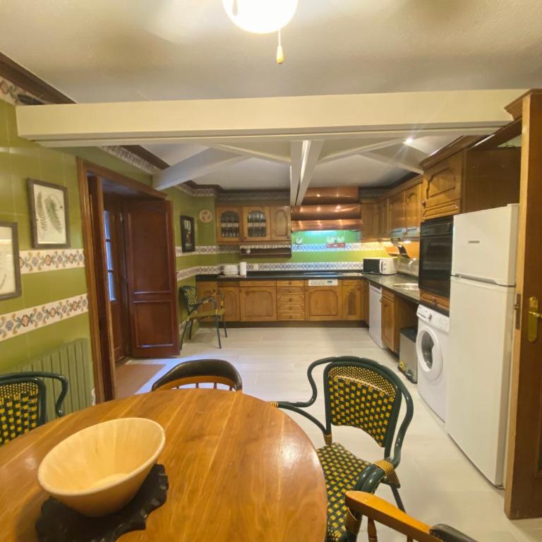Apartamentos María Luisa - Apartamento de 2 dormitorios - 5