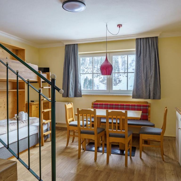 Hubertus Alpine Living - Maisonette-Apartment mit Balkon - 4