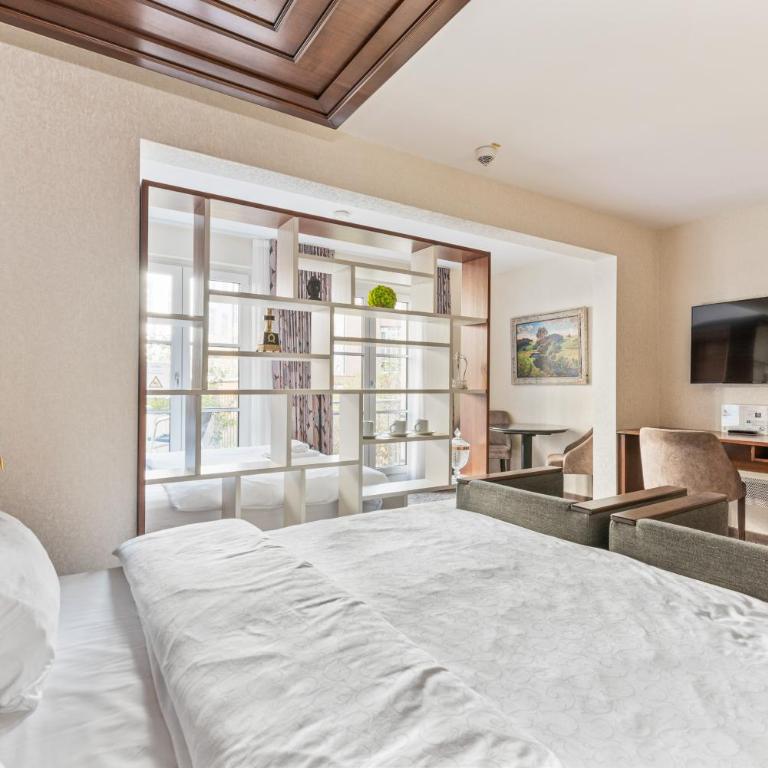 AdvaStay by KING's - Superior Dreibettzimmer - 20