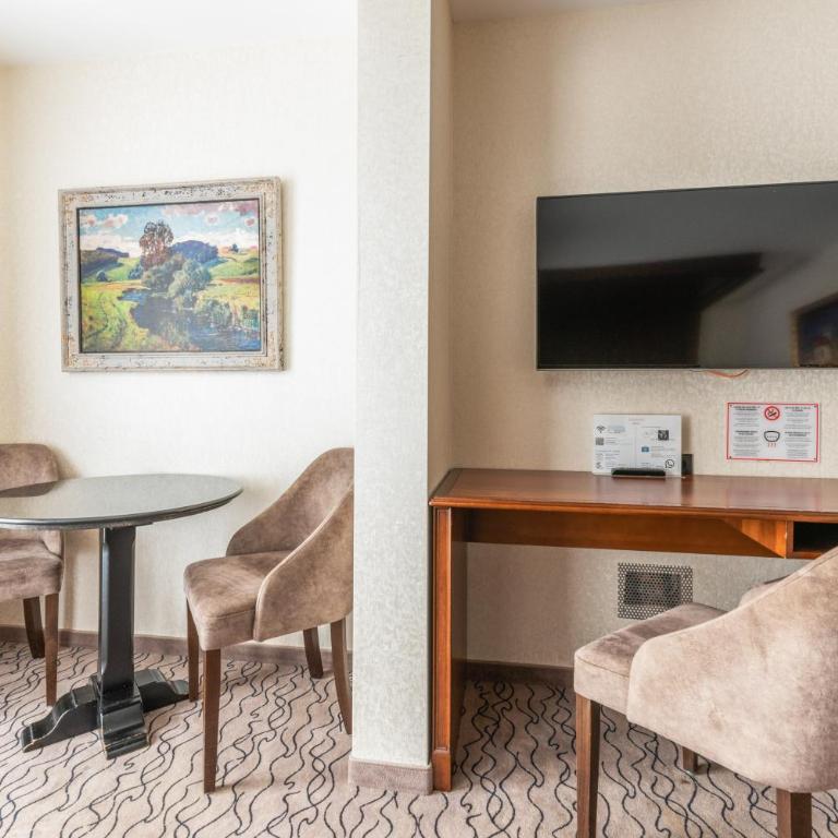AdvaStay by KING's - Superior Dreibettzimmer - 13