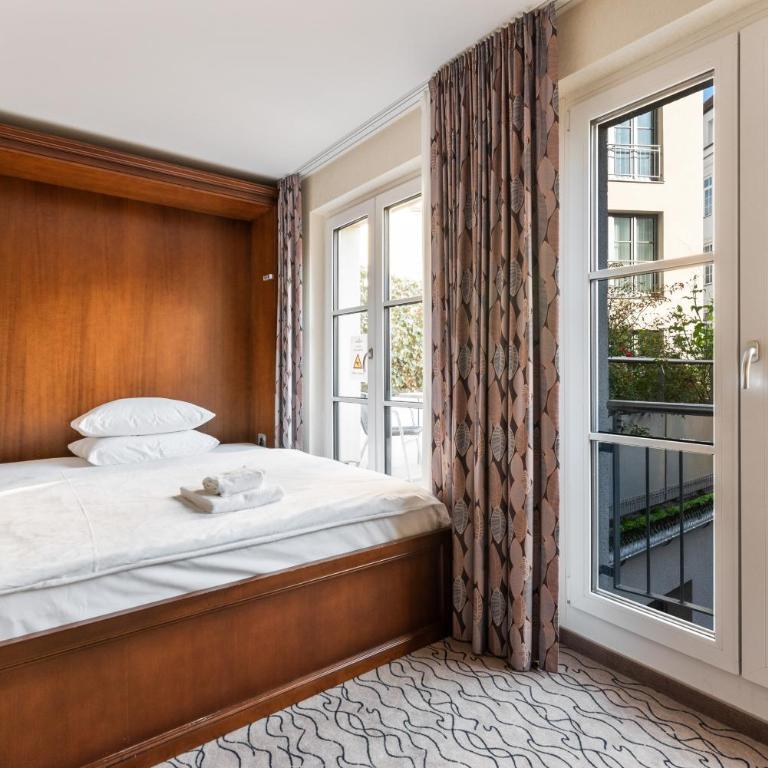 AdvaStay by KING's - Superior Dreibettzimmer - 8