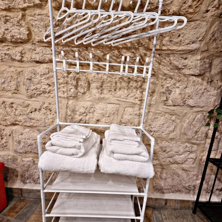 Luxury Borgo Antico - Appartamento con 1 Camera da Letto - 5