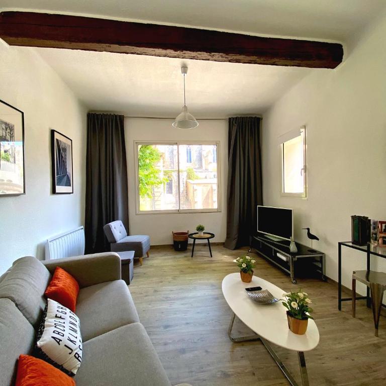 Arles Forum - Les Pénitents Bleus - One-Bedroom Apartment - 34