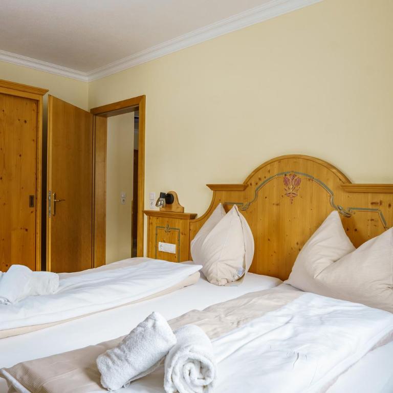 Hubertus Alpine Living - Apartment mit 3 Schlafzimmern und Balkon - 8