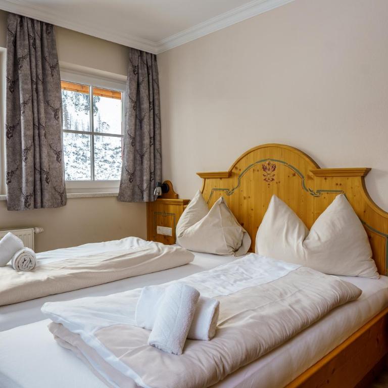 Hubertus Alpine Living - Apartment mit 2 Schlafzimmern und Balkon - 5