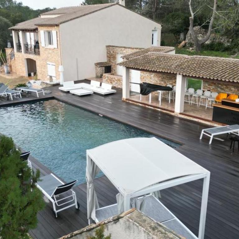 Magnifique villa de luxe au coeur de la garrigue - Villa - 5
