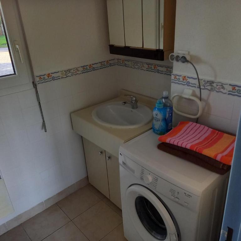 T2 calme proche plage de Porcé - Appartement 1 Chambre - 3