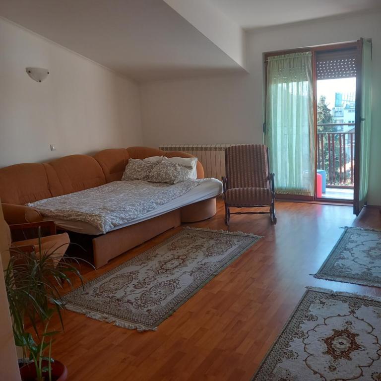 Cosy Rooftop studio with balcony - Apartman sa 1 Spavaćom Sobom - 6