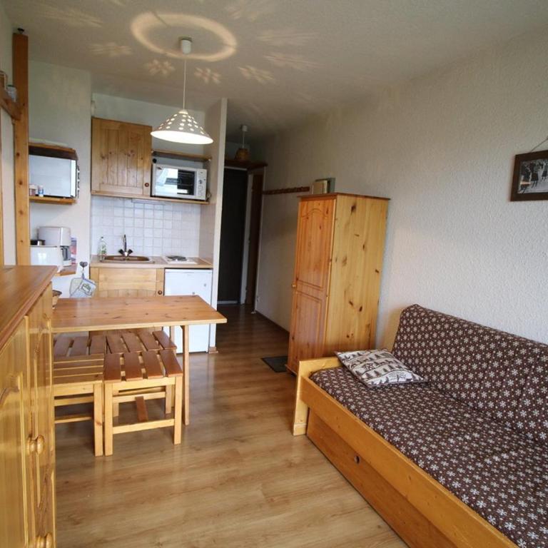 Appartement calme 2 pièces, 300m des pistes avec parking gratuit - Auris en Oisans - FR-1-297-299 - Apartment - 2