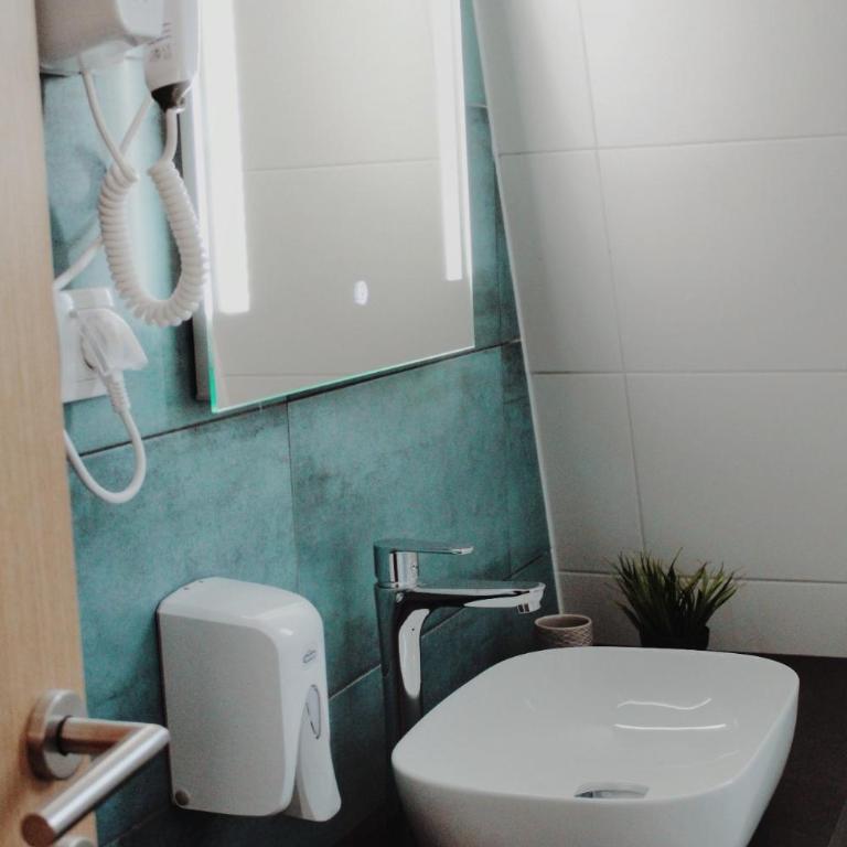 Vila Jelena - Double Room with Private Bathroom - 3
