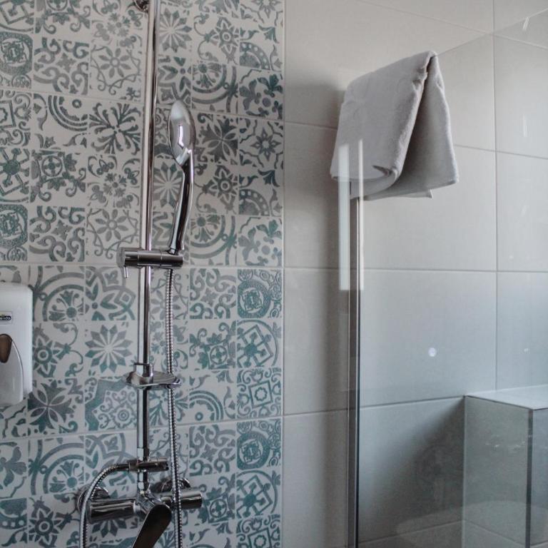 Vila Jelena - Double Room with Private Bathroom - 4