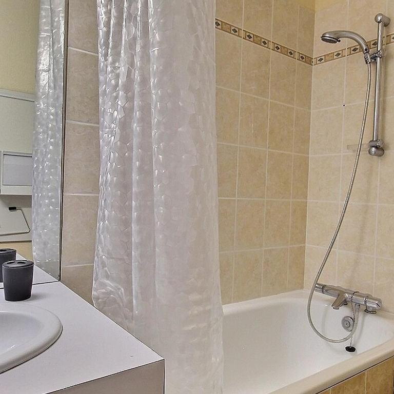 Joli studio pour 3/4 pers. face aux pistes avec balcon ensoleillé - FR-1-455-226 - Studio - 6