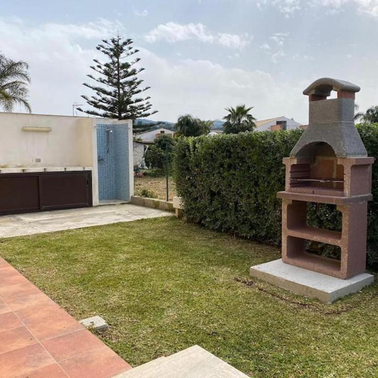 Villa indipendente le coccinelle beach mare piscina a 250 mt dal mare con servizio di piscina a 400 mt 12 k da Cefalu - Maison 3 Chambres - 15