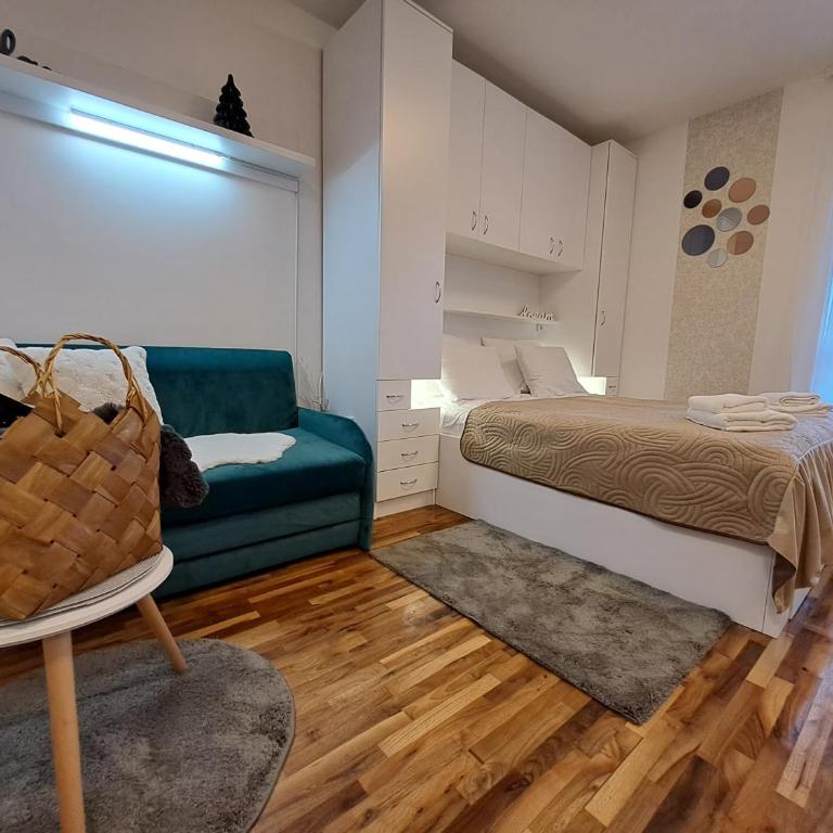 Lux apartmani Dunja Kopaonik Čardaci - WHITE - Apartman sa Pogledom na Planinu - 1