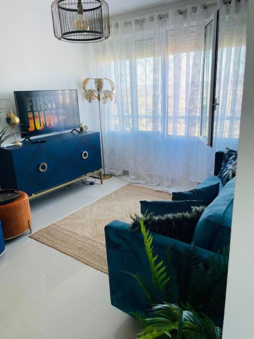 Couples Only, beautiful 1 Bedroom Apartment in Victoria Building - Apartamento de 1 dormitorio - 5