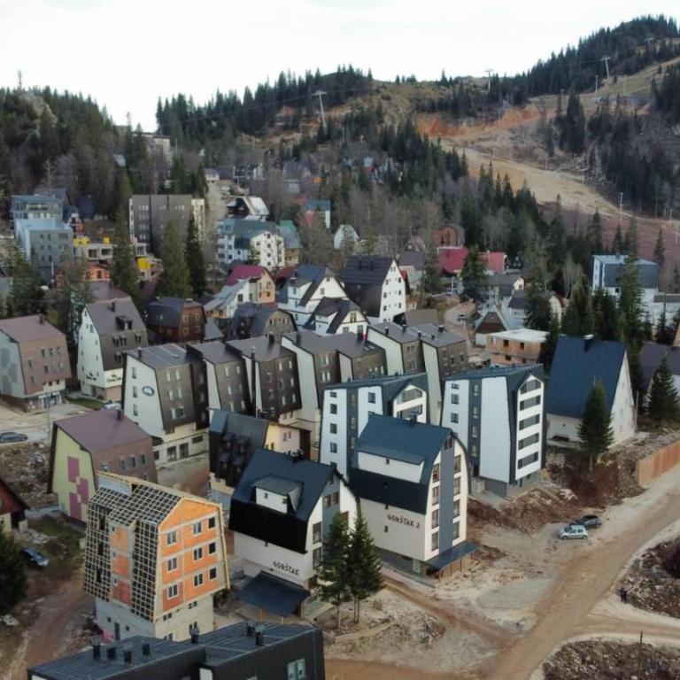 Aspen Apart12 - One-Bedroom Apartment - 27