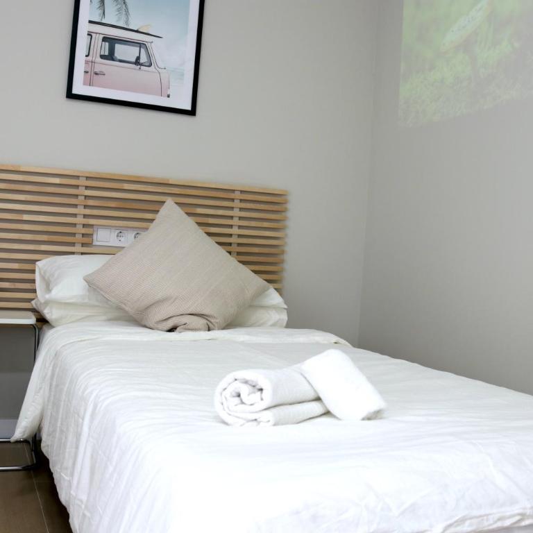 Plaza de España independent house - Four-Bedroom House - 20