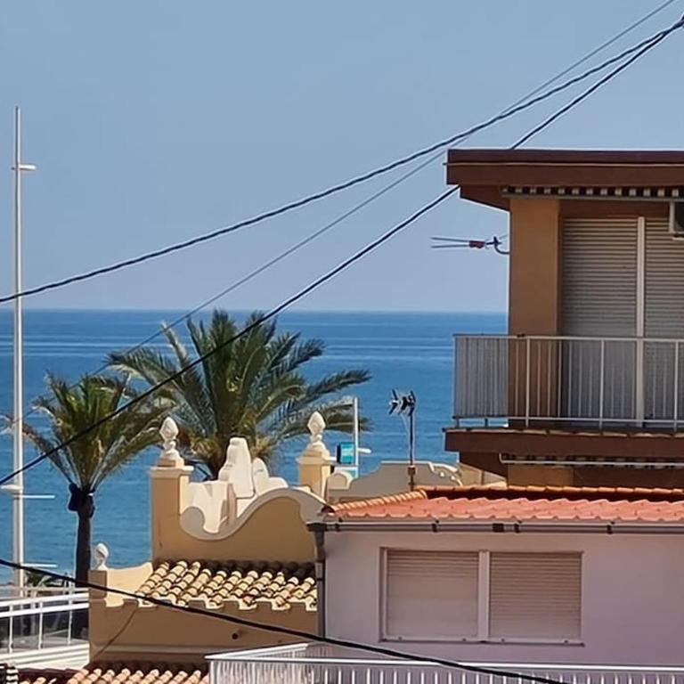 Triplex a 200 metros de la playa - Apartamento de 2 dormitorios - 1