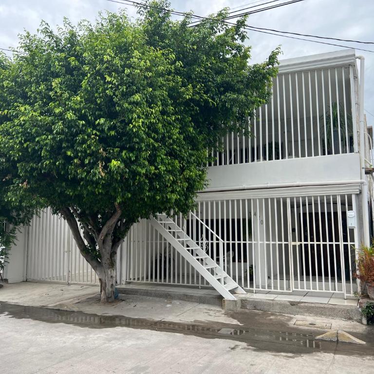 Dpto CASA BRISA! a 600 metros de Playa&Malecon! Alberca! - Two-Bedroom Suite - 8