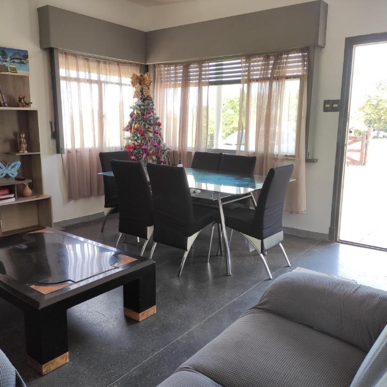 Casa piriapolis frente al mar playa hermosa - Three-Bedroom House - 9