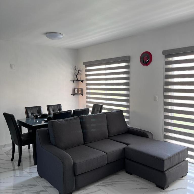 Hermoso Departamento Entero Planta Baja - Two-Bedroom Apartment - 11