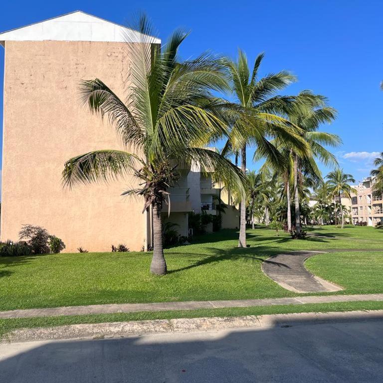 Hermoso Departamento Entero Planta Baja - Two-Bedroom Apartment - 12