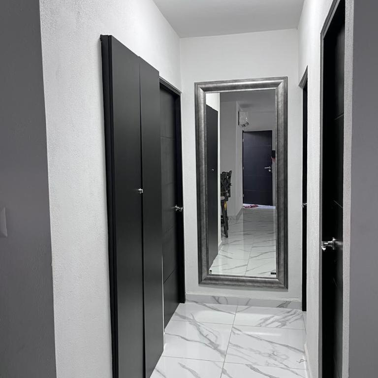 Hermoso Departamento Entero Planta Baja - Two-Bedroom Apartment - 15