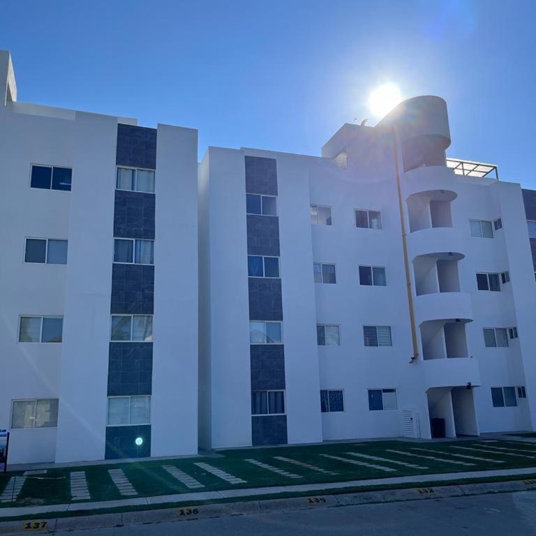 Hermoso Departamento Entero Planta Baja - Two-Bedroom Apartment - 19