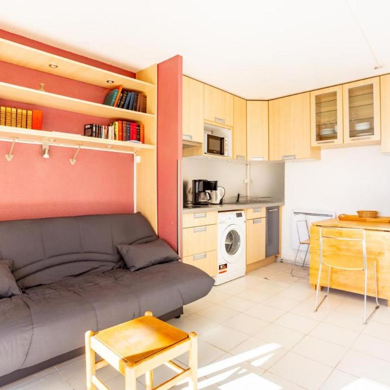 Garden level for 5 people with sea view - Villa - 5
