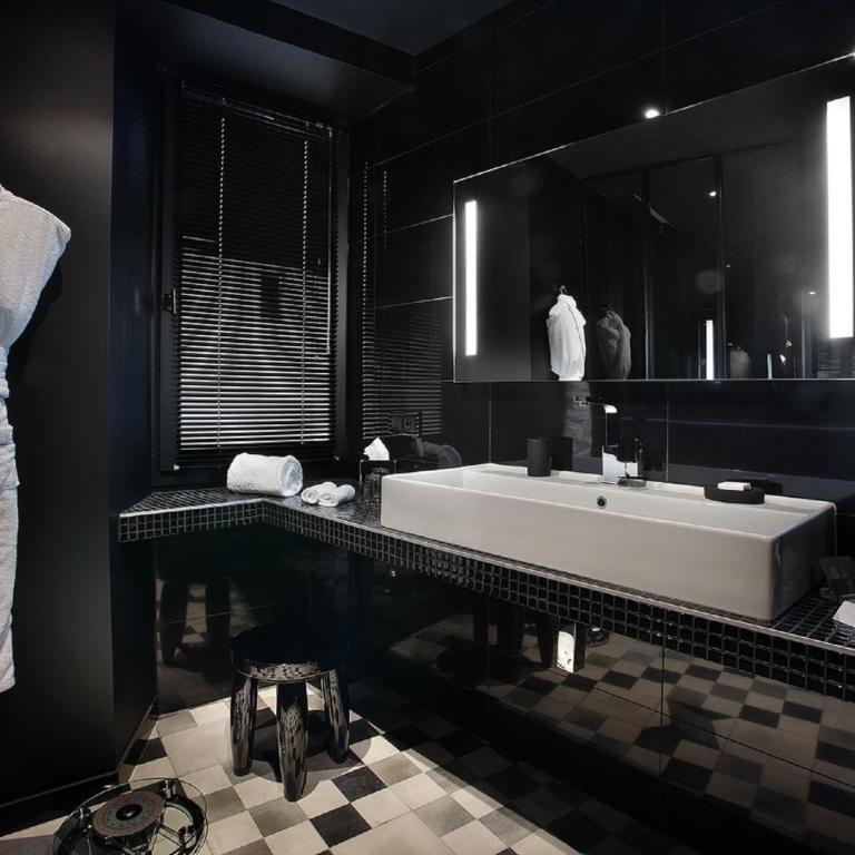Petit Hôtel Confidentiel - Two Connecting Suites - 5