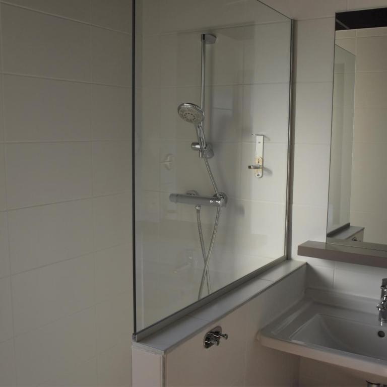 Adonis Lyon Dock Ouest - Chambre Double Confort - 7