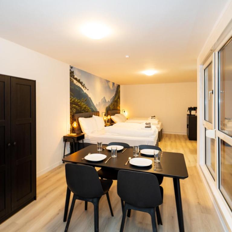 Modernes Apartment in der Innenstadt - Studio 35 with 2 double beds and balcony - 2