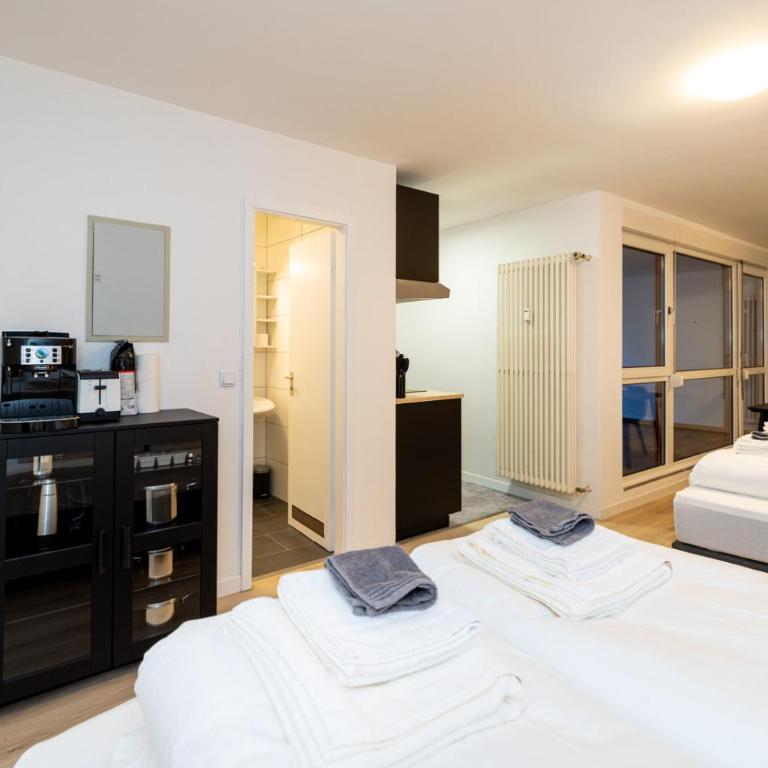 Modernes Apartment in der Innenstadt - Studio 35 with 2 double beds and balcony - 17