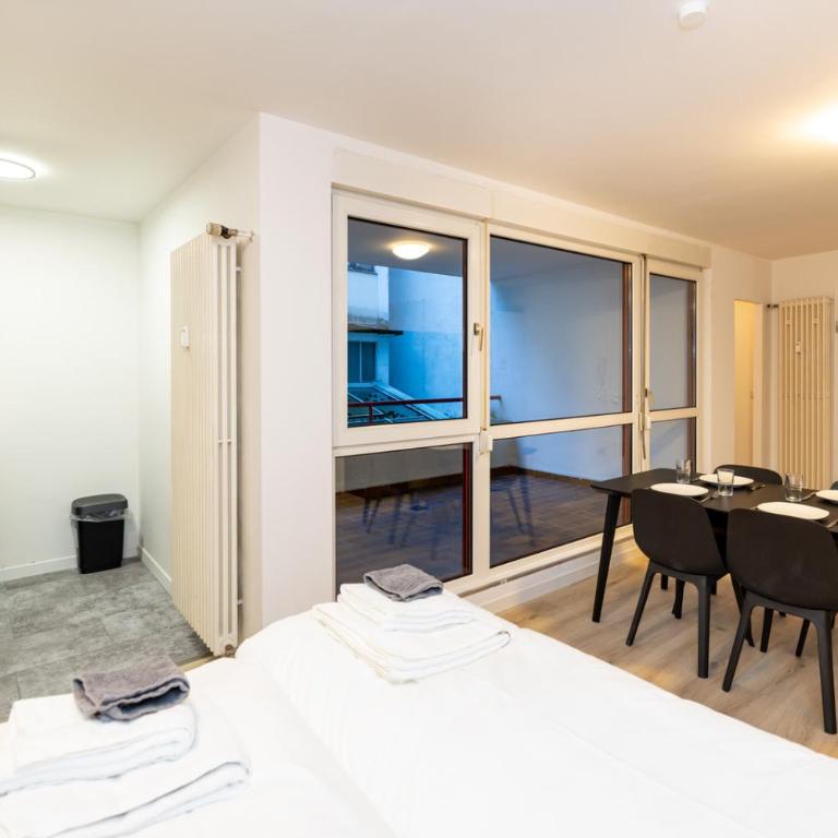 Modernes Apartment in der Innenstadt - Studio 35 with 2 double beds and balcony - 32