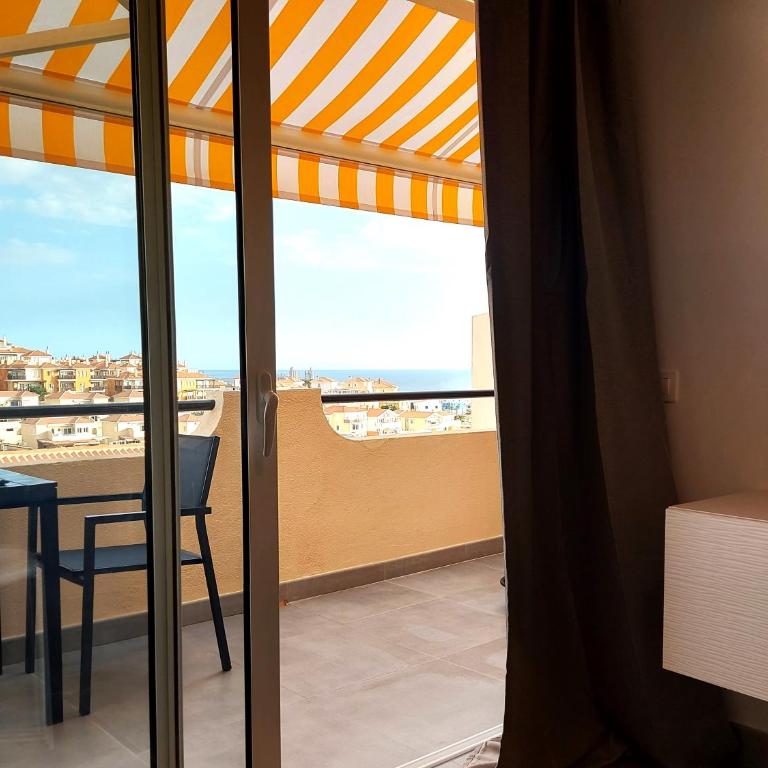 Suite Mirapuerto - Luxury apartment with sea view - Apartamento de 1 dormitorio - 1