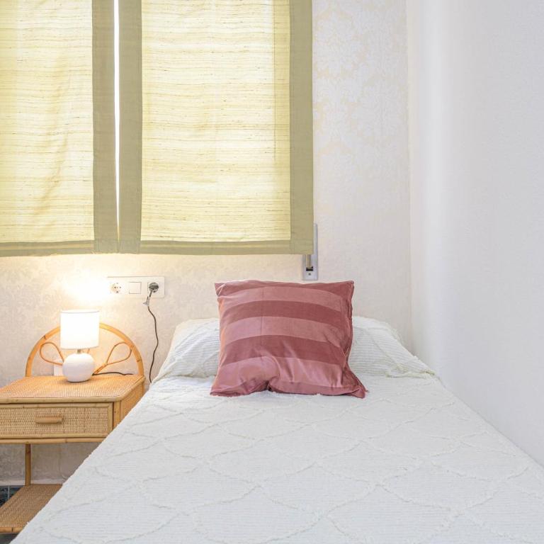 WintowinRentals Ubicación fabulosa, completo apartamento con Parking en el Soho de Málaga - Apartamento de 3 dormitorios - 33